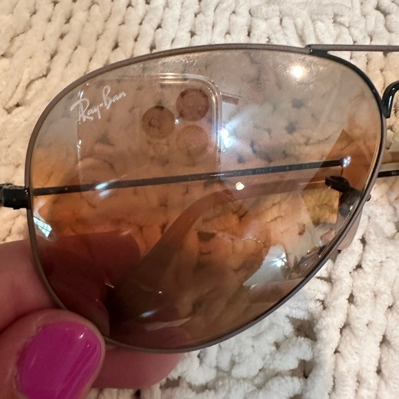 Ray Ban Aviator ๐๐ด๐๐๐โ๏ธ - Picture 8 of 8